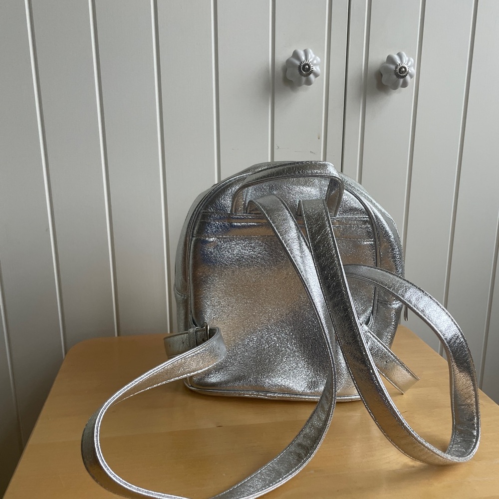 Sparkling backpack - Picture 3 of 4
